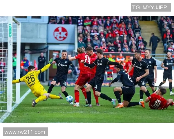 德甲激战汉诺威主场迎战科隆球队全力争胜展现实力